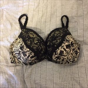 Kardashian Kollection bra